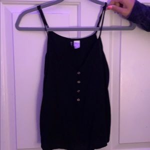 Very nice black flows tank!!